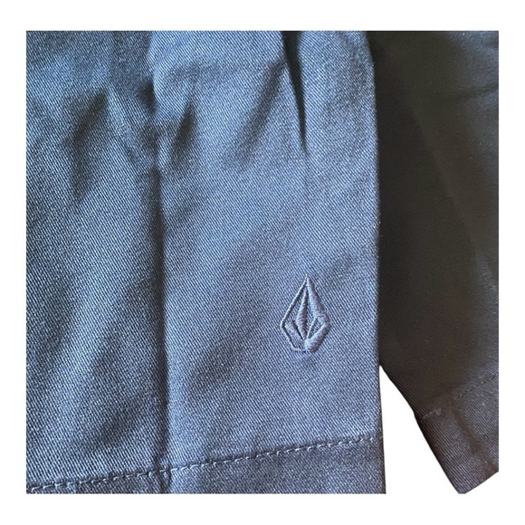 NWT-VOLCOM-BOYS VMONTY NAVY BLUE SHORTS SIZE 27 BOYS 14-MSRP $40 - Picture 8 of 9